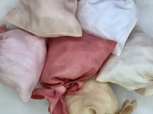 Load image into Gallery viewer, Silk Gift Bags